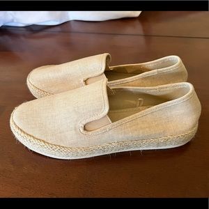 Slip on canvas Esprit shoes